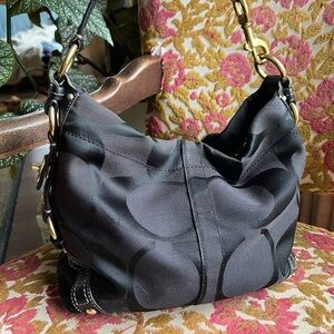 Coach medium signature black Carly 10619